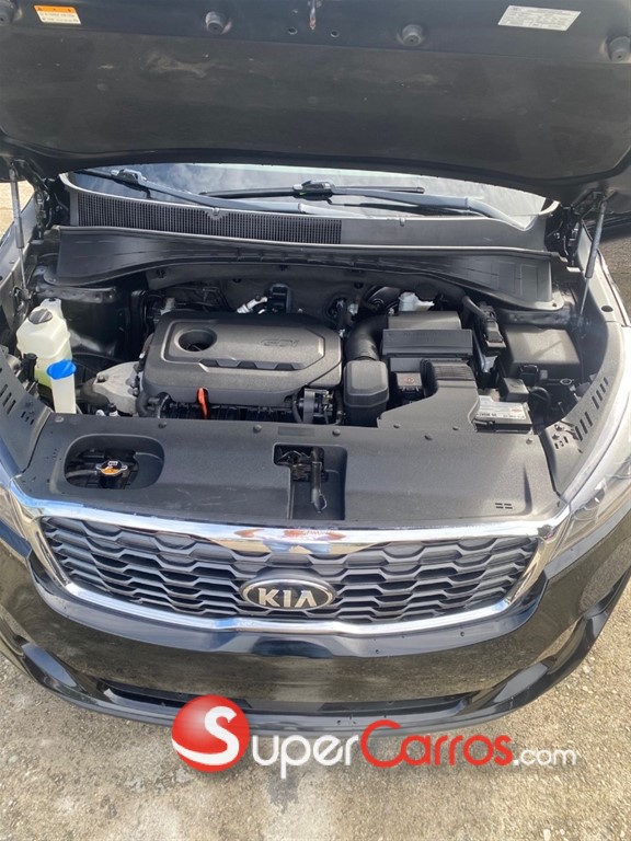 2020 Kia Sorento LX — foto 8 / 9