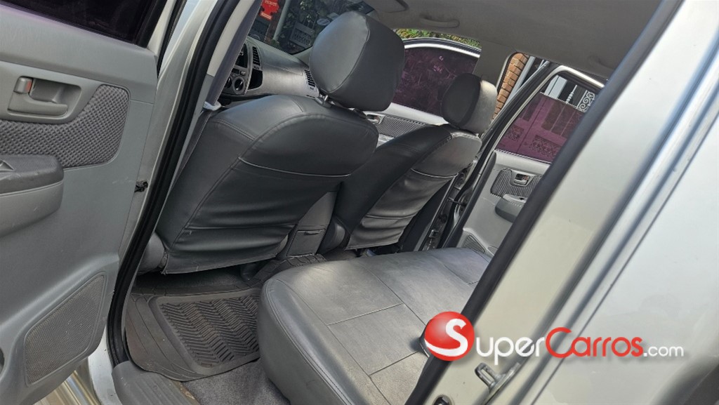 2006 Toyota Hilux — foto 9 / 10