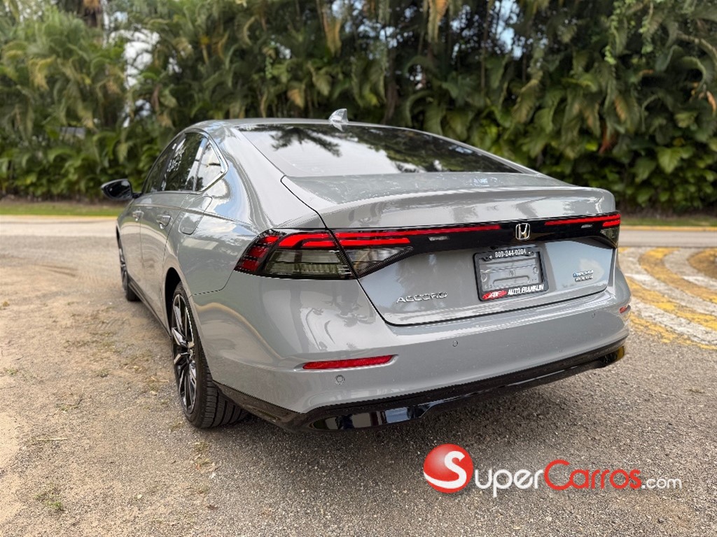 2024 Honda Accord Touring 2.0T — foto 5 / 8