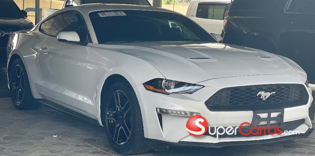 2020 Ford Mustang Ecoboost — foto 2 / 8
