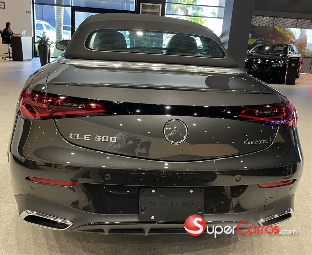 2026 Mercedes-Benz Clase CLE 300 4Matic Cabriolet — foto 5 / 12