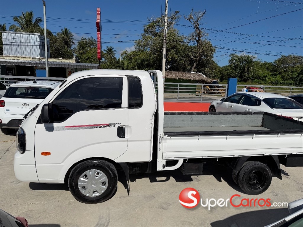 2020 Kia Bongo III — foto 4 / 9