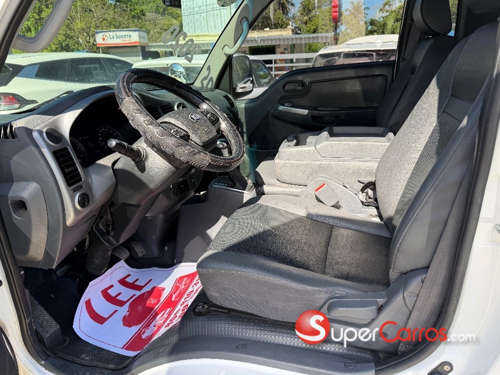 2020 Kia Bongo III — foto 6 / 9