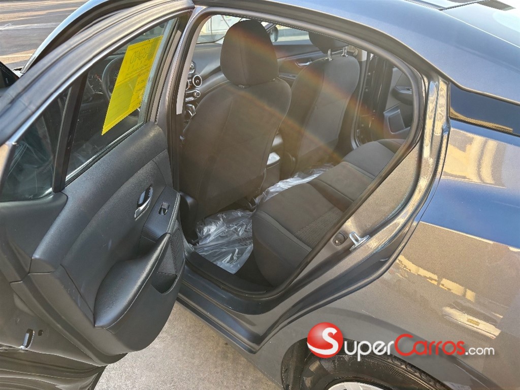 2023 Nissan Sentra — foto 9 / 11