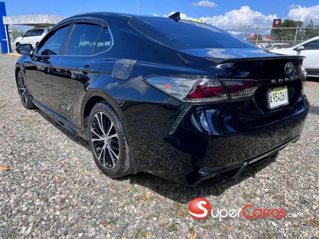 2019 Toyota Camry SE — foto 4 / 6