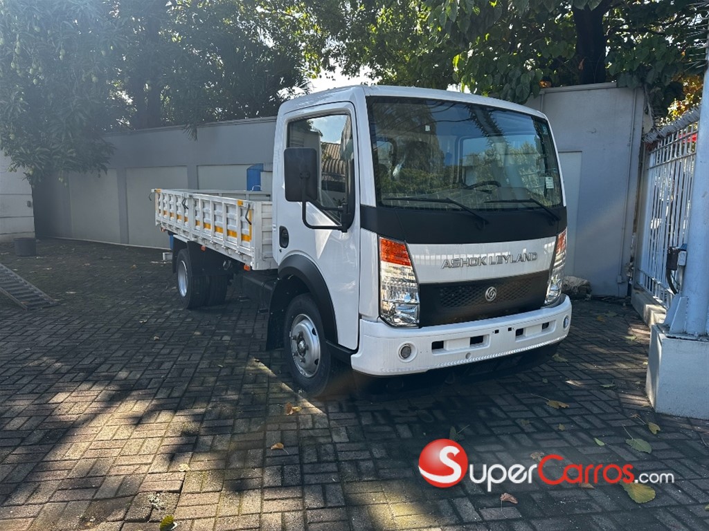 2025 ASHOK LEYLAND PARTNER — foto 2 / 8