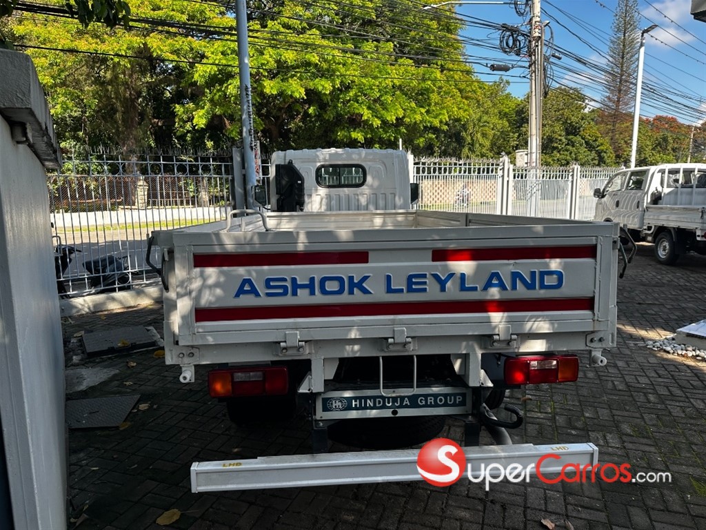 2025 ASHOK LEYLAND PARTNER — foto 5 / 8