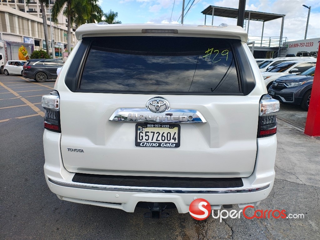 2022 Toyota 4 Runner Limited — foto 2 / 9