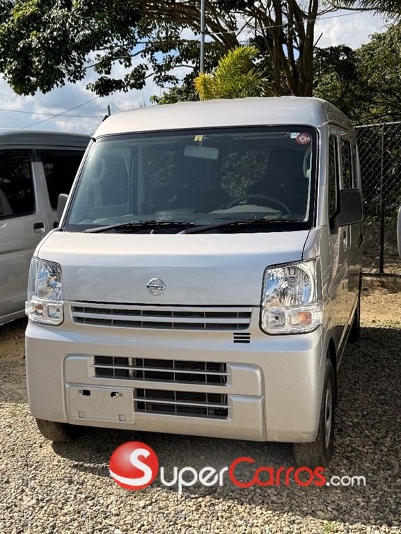 2020 Nissan NV 100