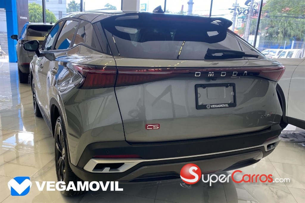 2026 OMODA C5 Luxury — foto 4 / 10