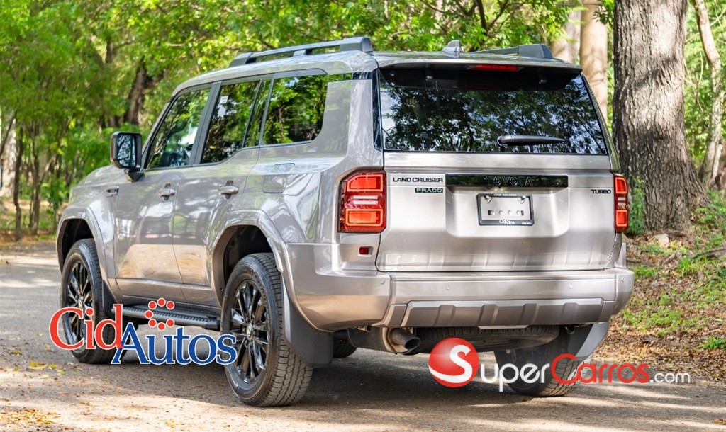 2027 Toyota Land Cruiser Prado Luxury 01 — foto 4 / 12