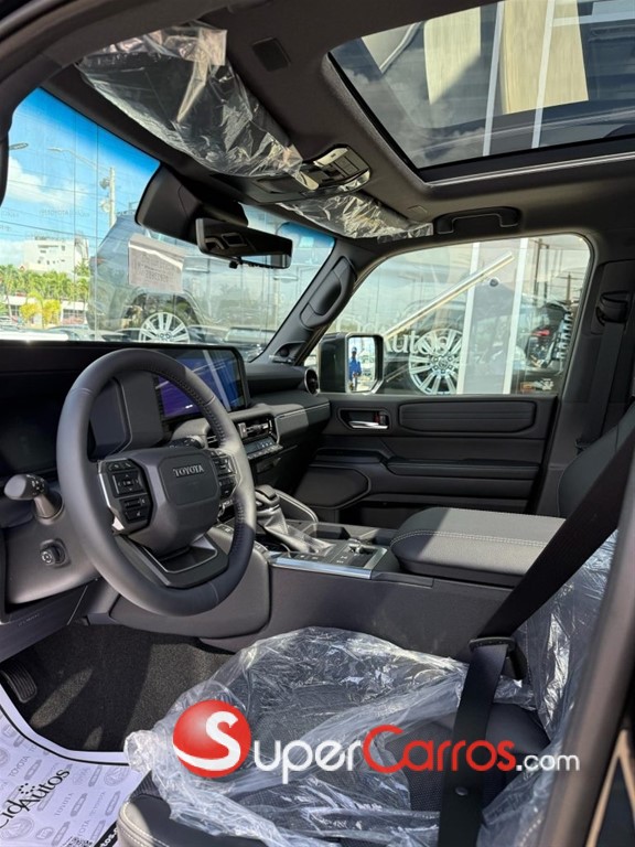 2027 Toyota Land Cruiser Prado Luxury 01 — foto 8 / 12
