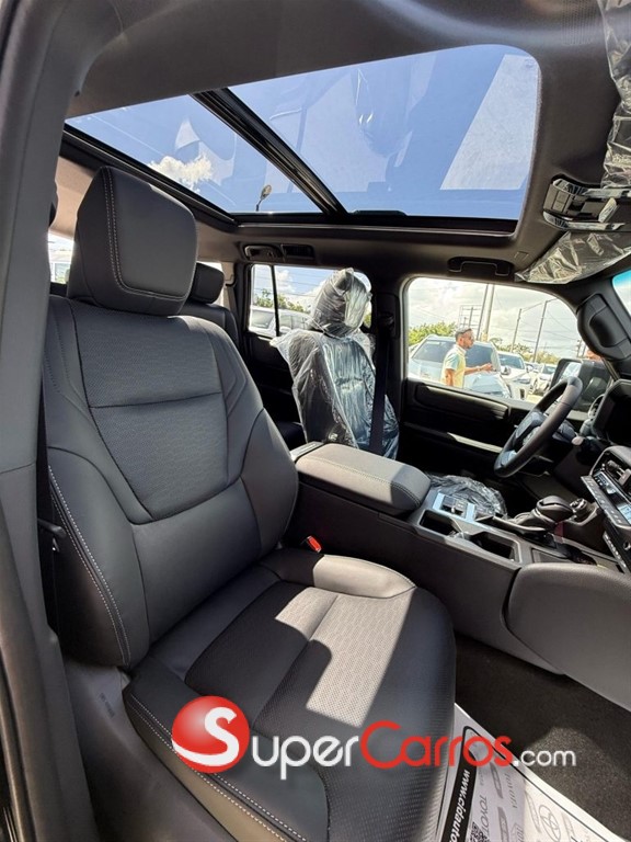 2027 Toyota Land Cruiser Prado Luxury 01 — foto 10 / 12