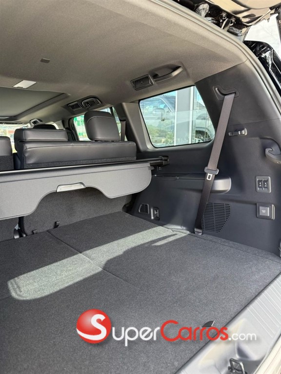 2027 Toyota Land Cruiser Prado Luxury 01 — foto 11 / 12