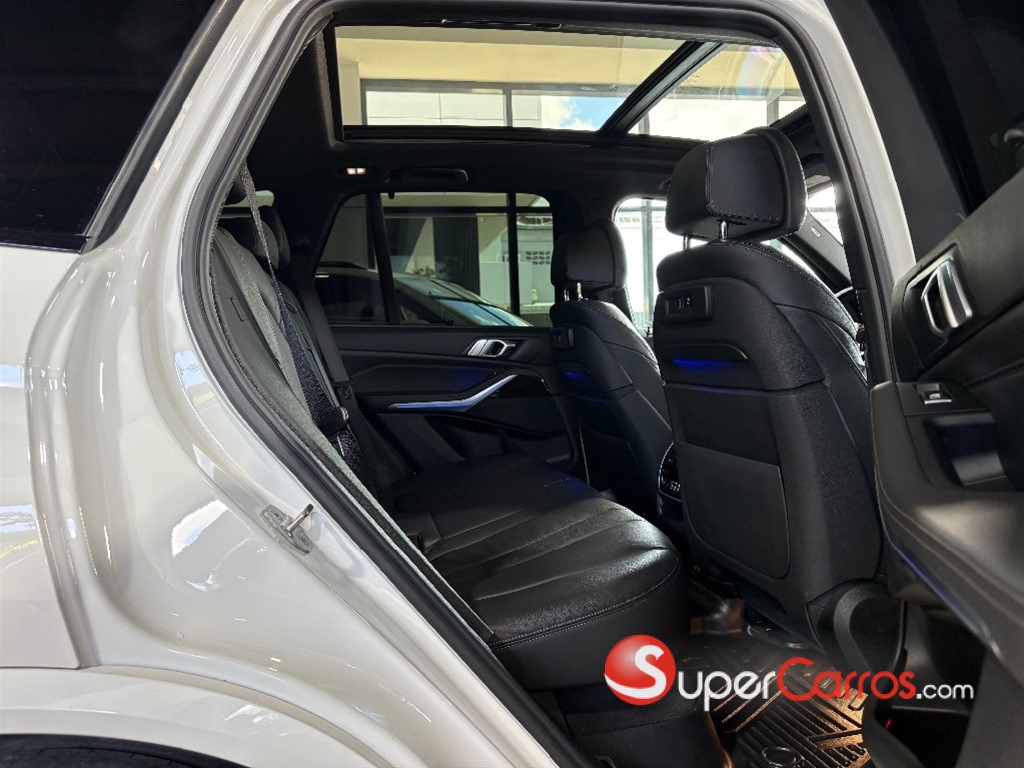2019 BMW X 5 M Package — foto 7 / 12
