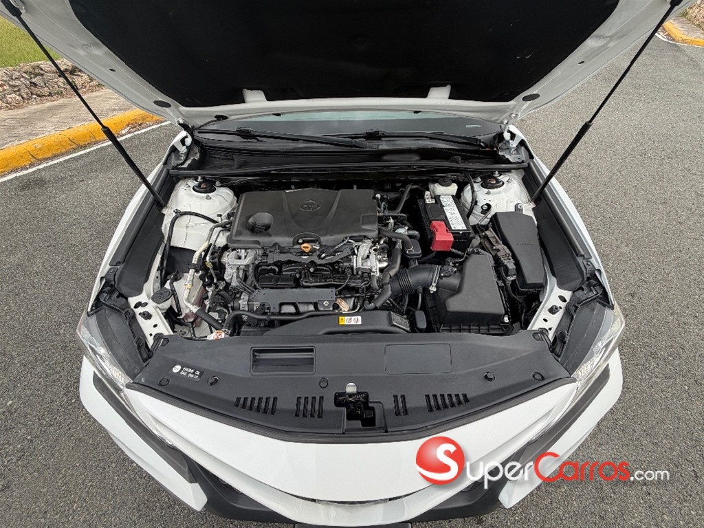 2020 Toyota Camry SE — foto 8 / 8