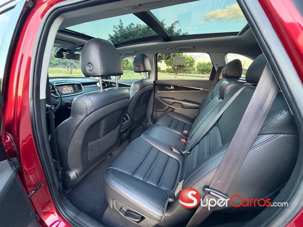 2020 Kia Sorento EX — foto 7 / 8