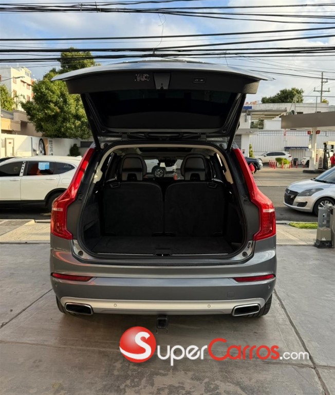 2019 Volvo XC90 Momentum T6 — foto 2 / 10