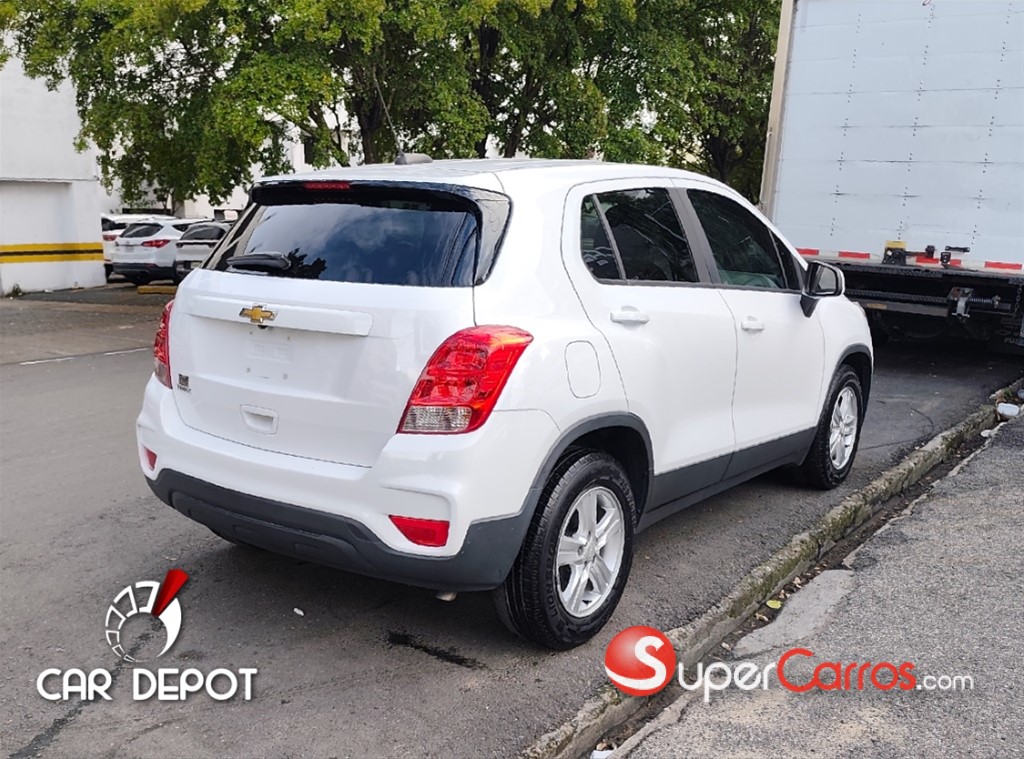 2020 Chevrolet Trax LS — foto 3 / 10