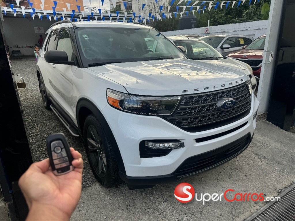 2021 Ford Explorer XLT