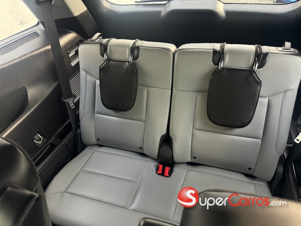 2021 Ford Explorer XLT — foto 6 / 12