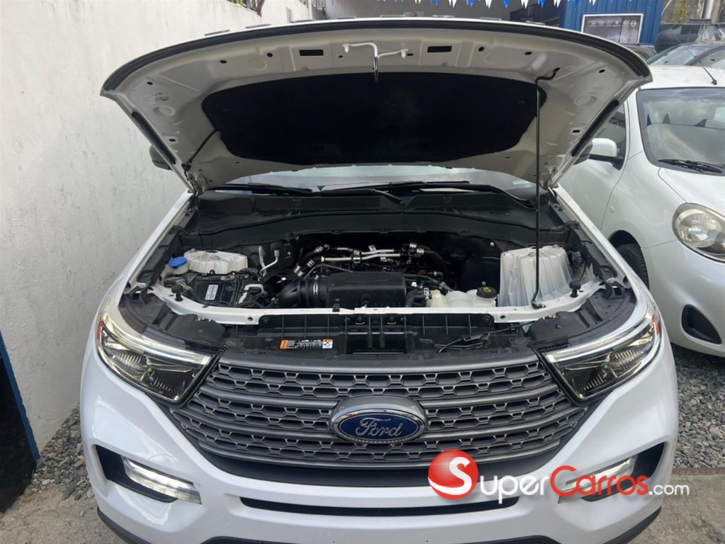 2021 Ford Explorer XLT — foto 12 / 12