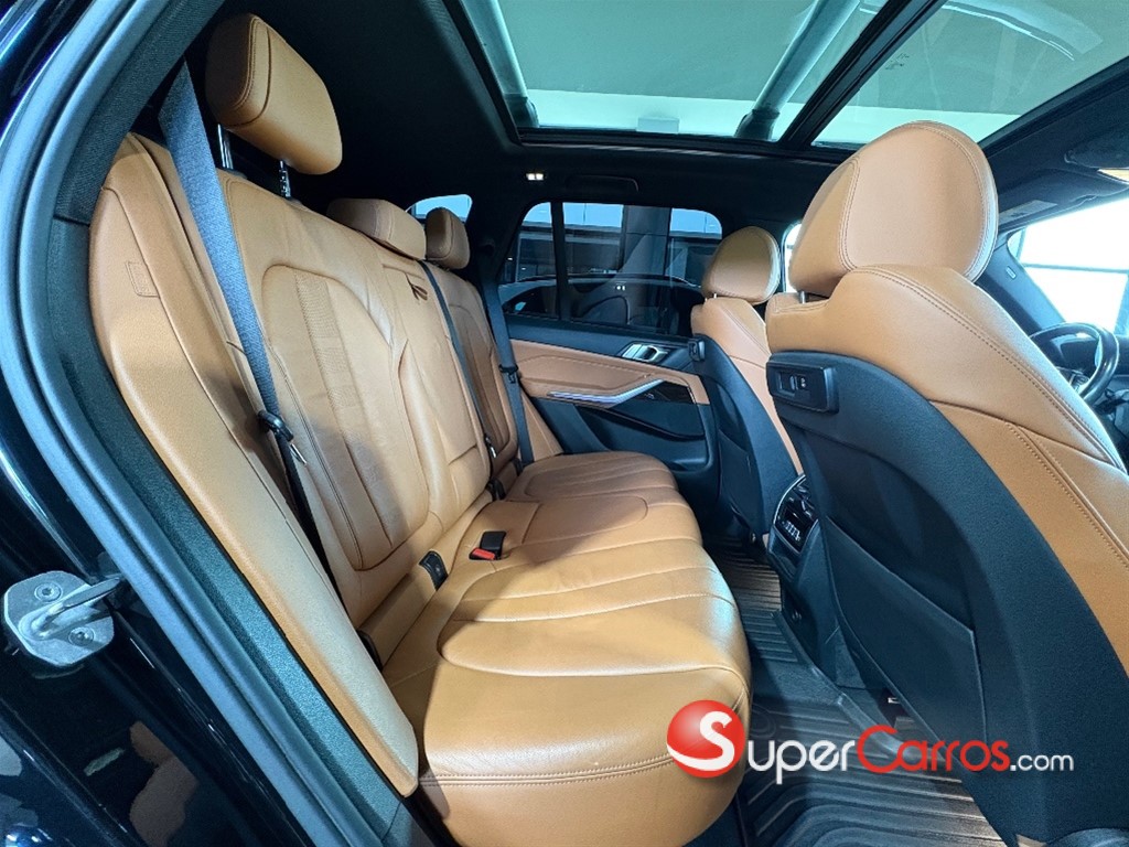 2019 BMW X 5 XDRIVE 40i — foto 4 / 9