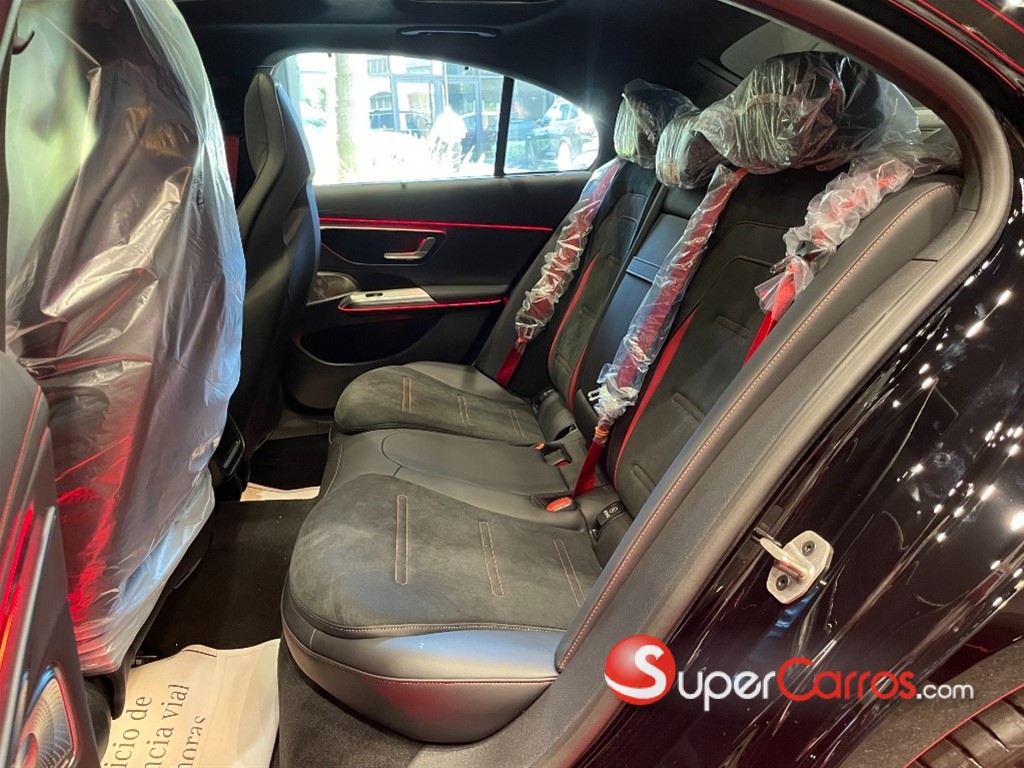 2026 Mercedes-Benz Clase E 53 AMG — foto 7 / 12