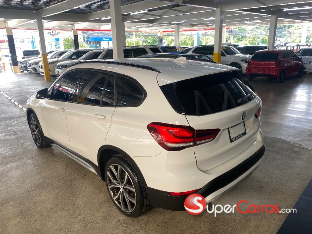 2020 BMW X 1 XDRIVE18i — foto 4 / 12
