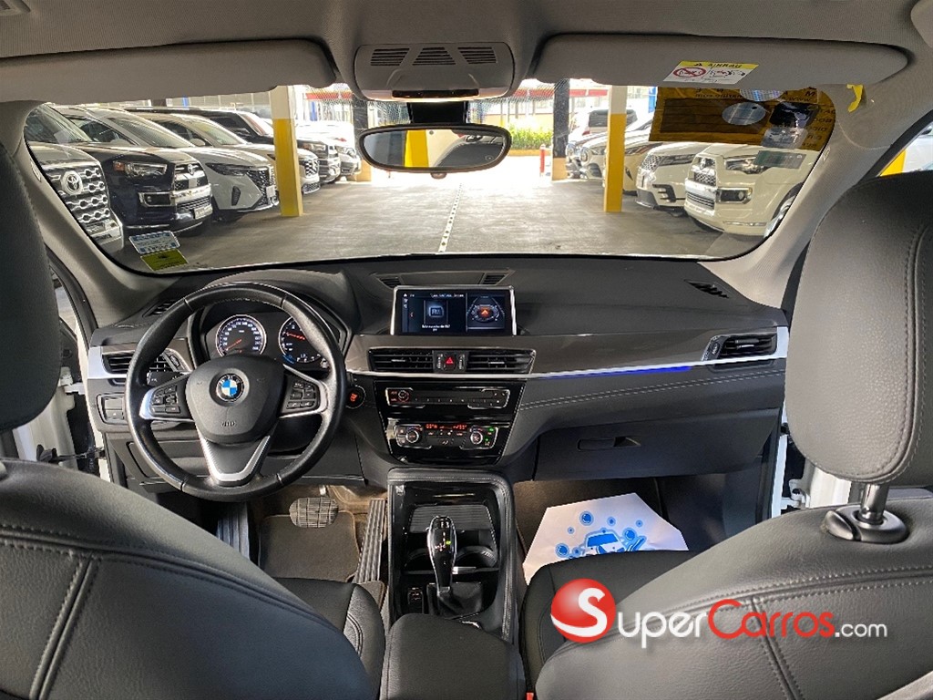 2020 BMW X 1 XDRIVE18i — foto 12 / 12