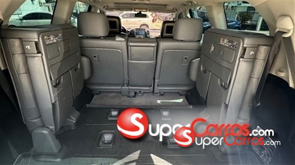 2012 Toyota Land Cruiser VXL — foto 12 / 12
