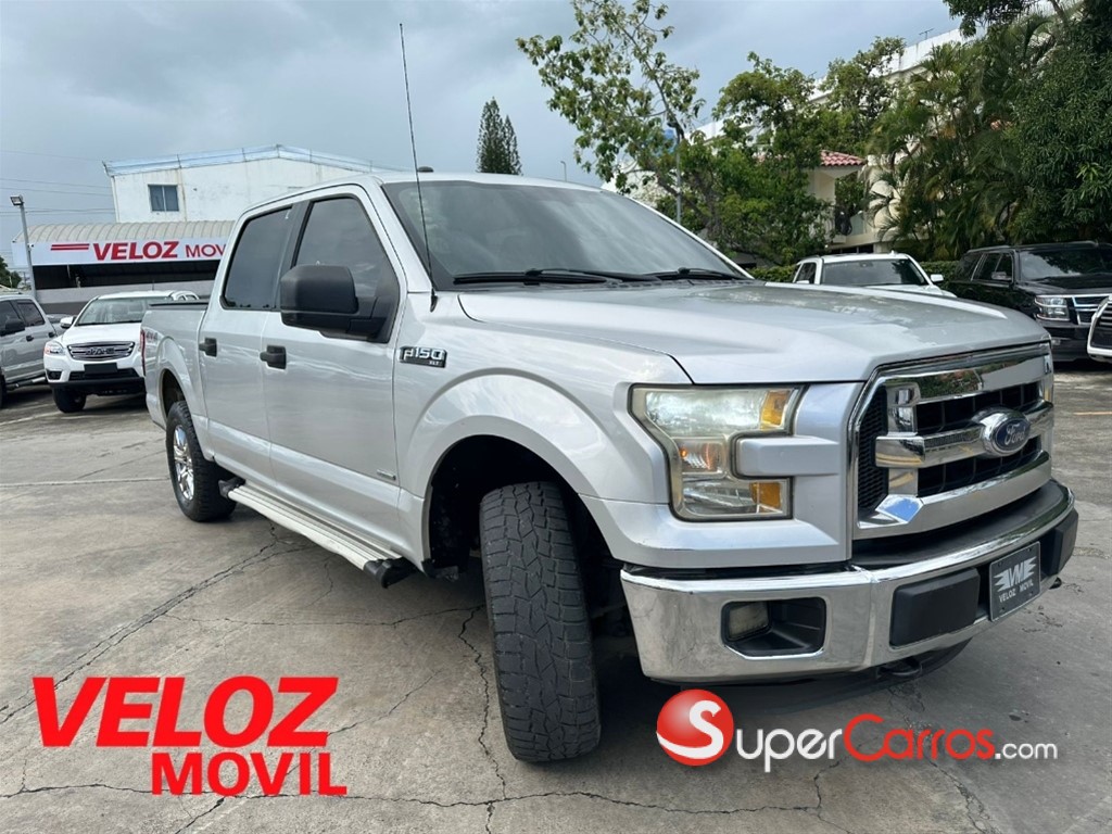 2016 Ford F 150 XLT — foto 2 / 7