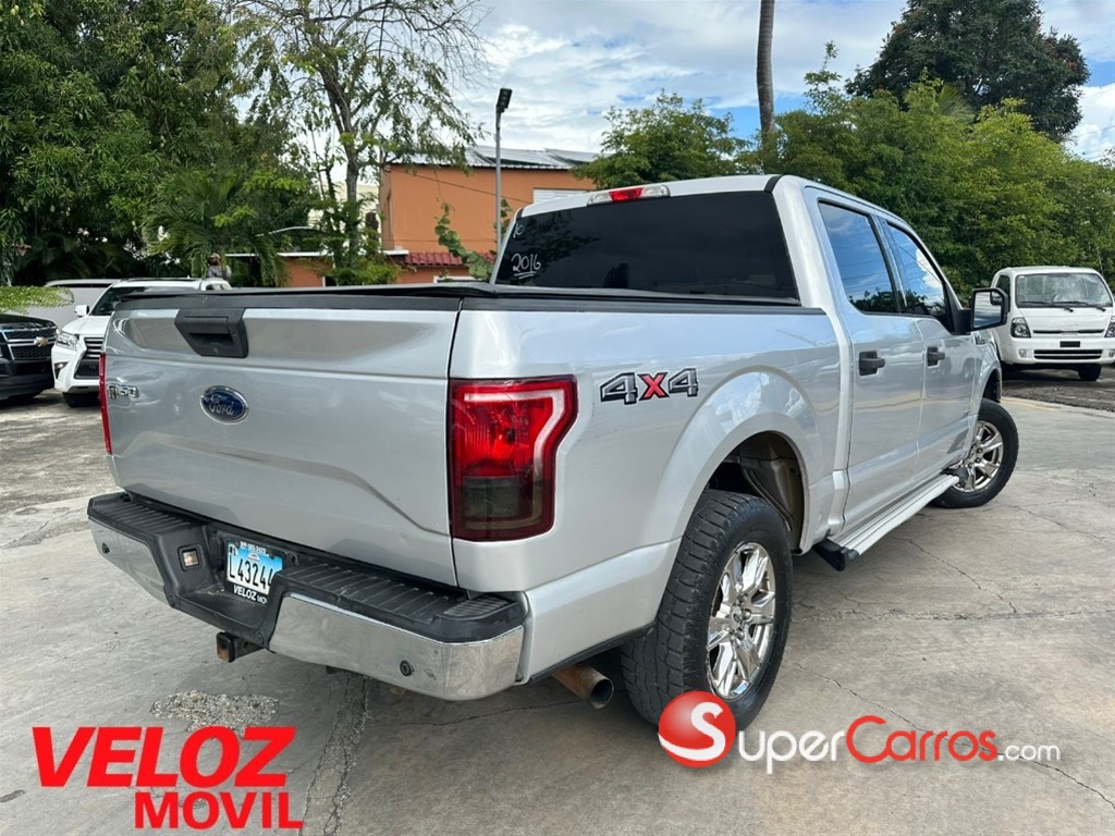 2016 Ford F 150 XLT — foto 3 / 7