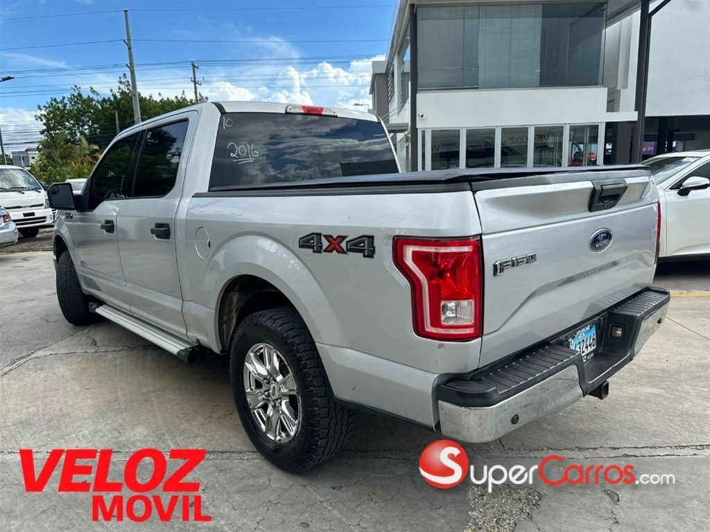 2016 Ford F 150 XLT — foto 4 / 7