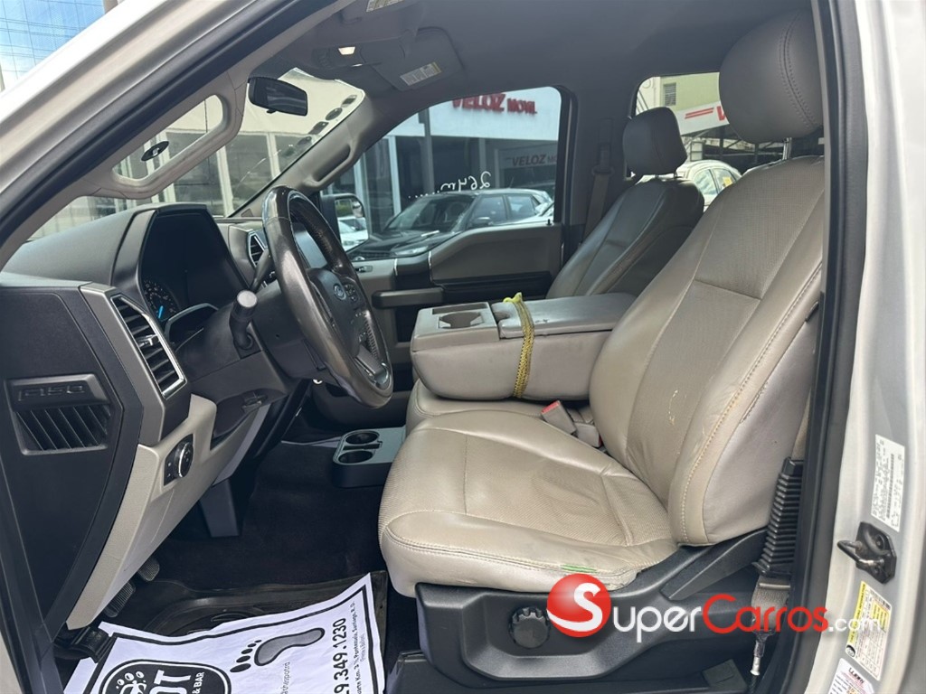 2016 Ford F 150 XLT — foto 6 / 7