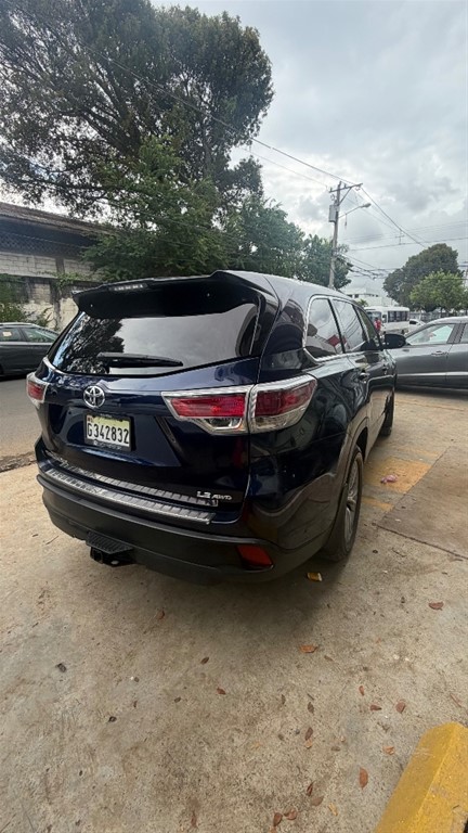 2015 Toyota Highlander LE — foto 4 / 12