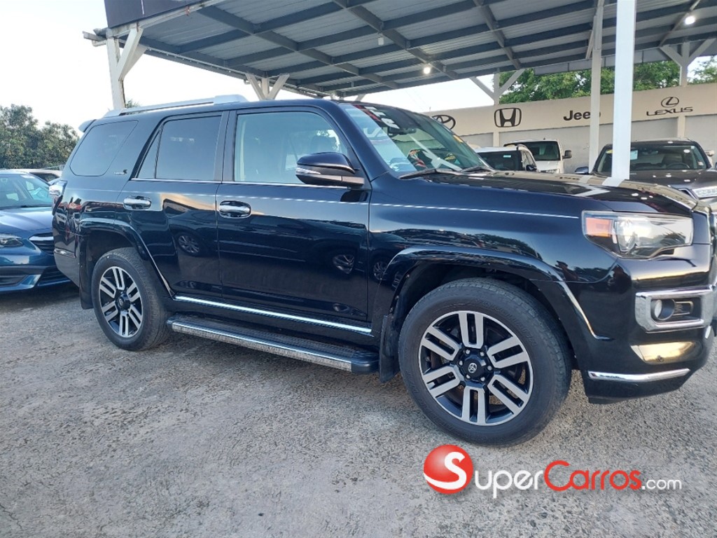 2020 Toyota 4 Runner Limited — foto 4 / 8