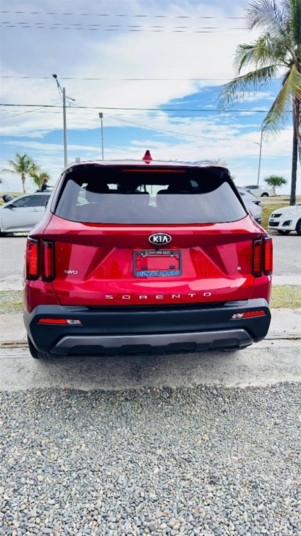 2021 Kia Sorento S — foto 4 / 9
