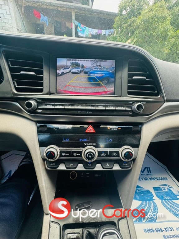 2020 Hyundai Elantra SEL — foto 3 / 11