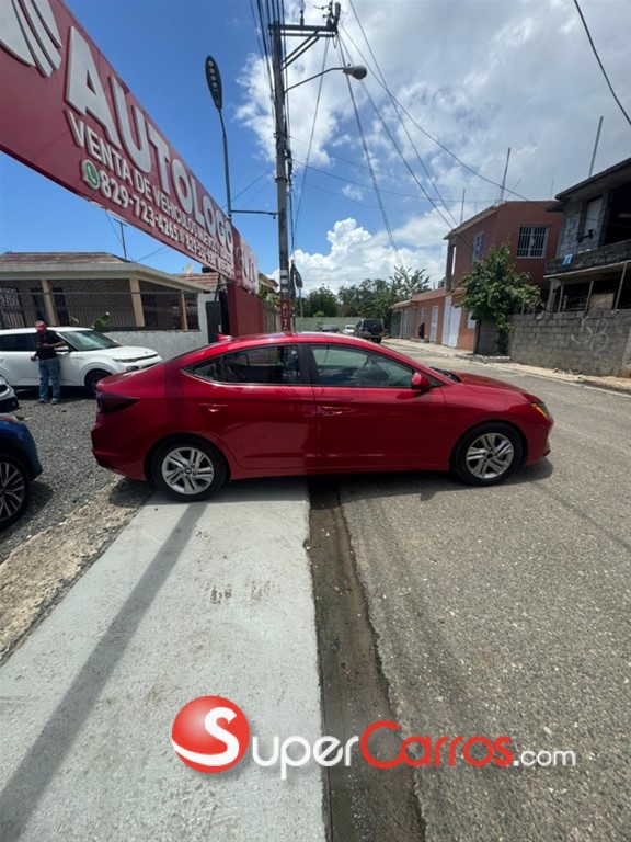 2020 Hyundai Elantra SEL — foto 9 / 11