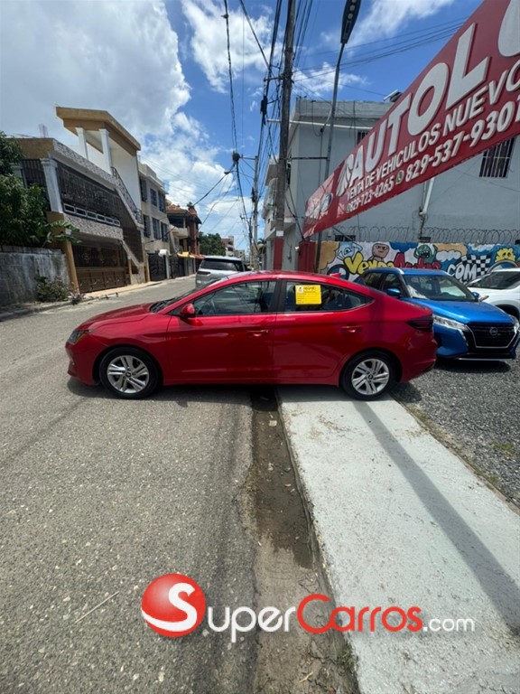 2020 Hyundai Elantra SEL — foto 10 / 11