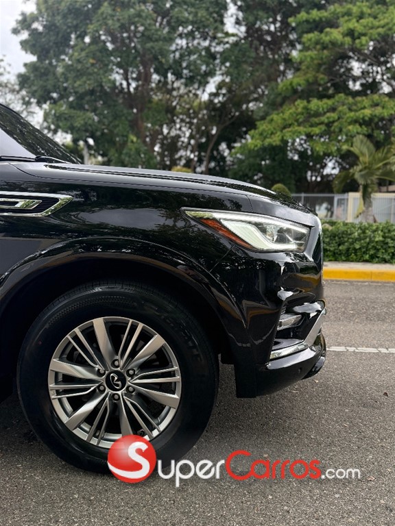 2020 Infiniti QX-80 — foto 3 / 12