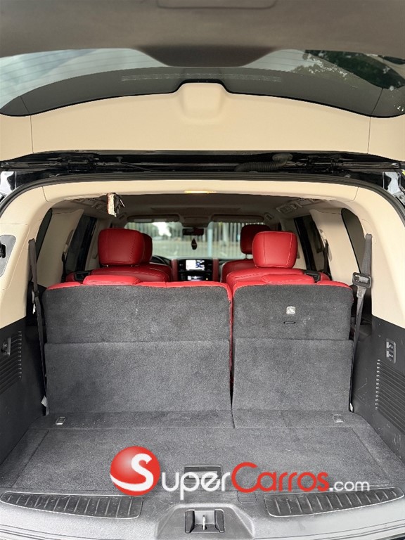 2020 Infiniti QX-80 — foto 10 / 12