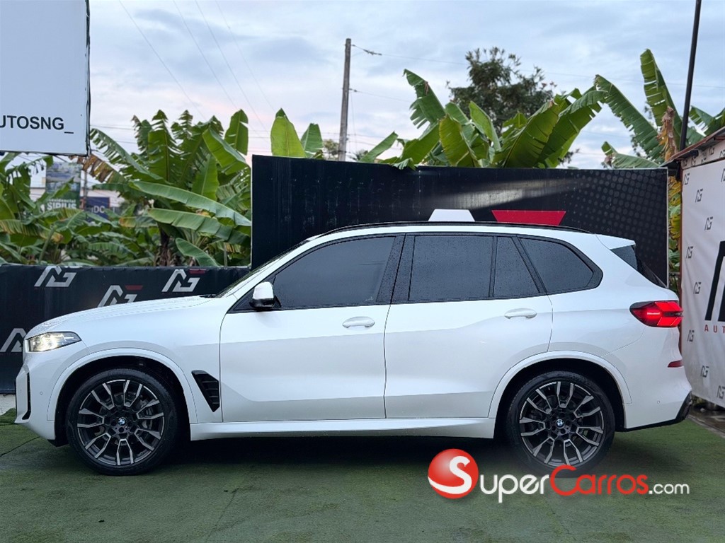 2024 BMW X 5 XDRIVE 40i M PACKAGE — foto 4 / 11