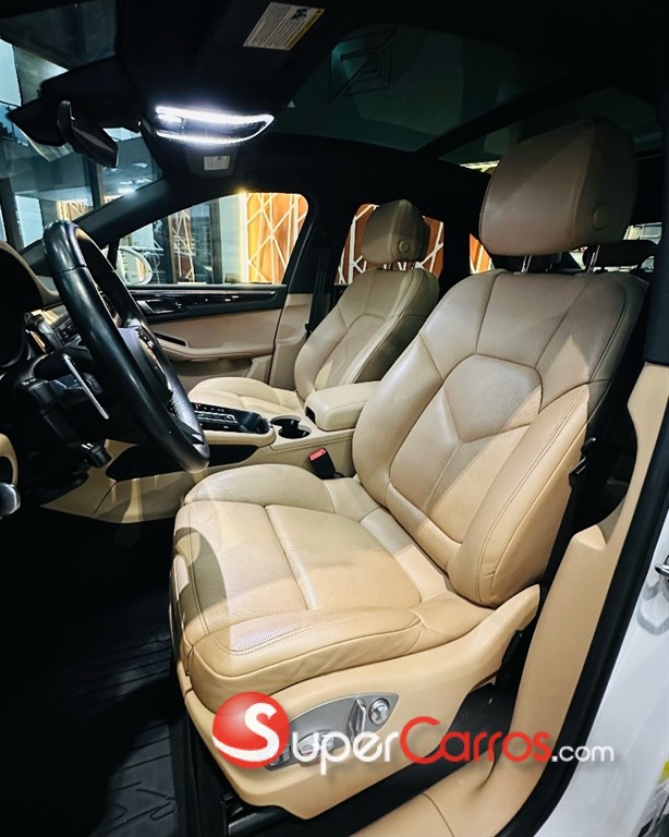 2023 Porsche Macan — foto 5 / 12