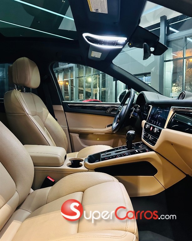 2023 Porsche Macan — foto 6 / 12