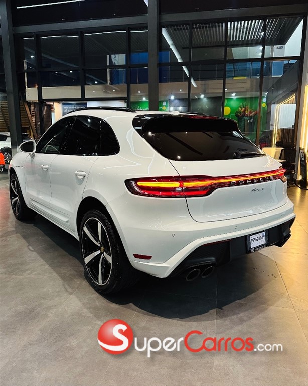 2023 Porsche Macan — foto 10 / 12