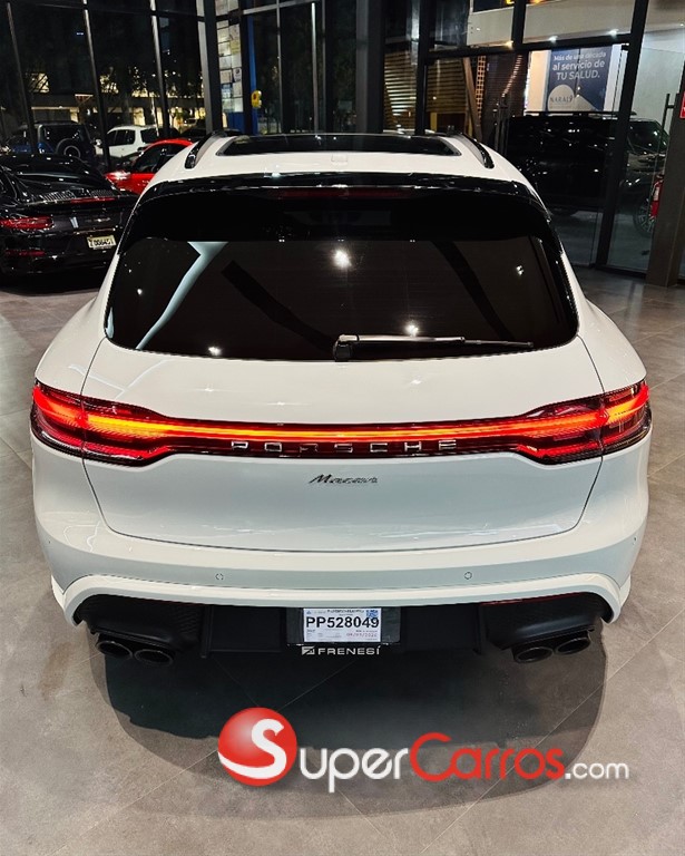 2023 Porsche Macan — foto 11 / 12