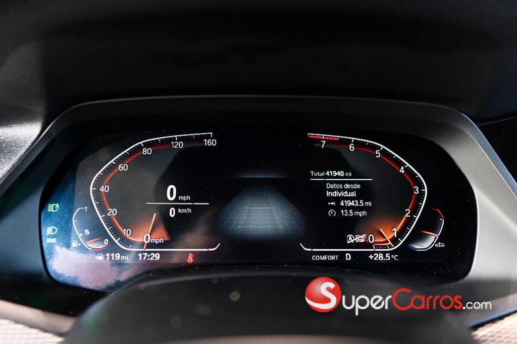 2021 BMW X 6 xDrive40i — foto 3 / 11