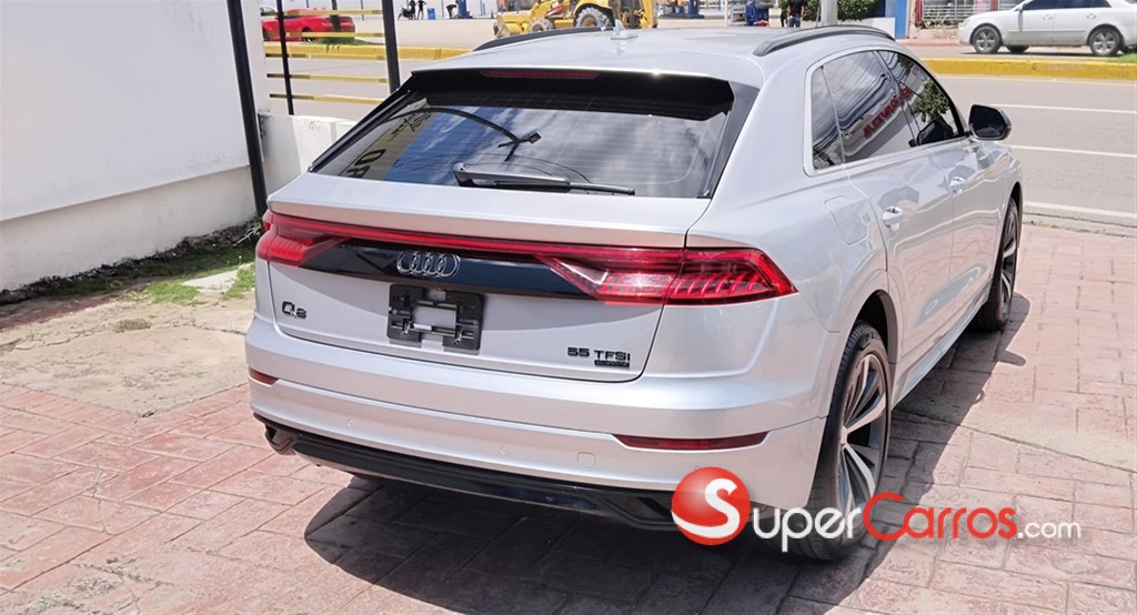 2019 Audi Q8 — foto 8 / 8